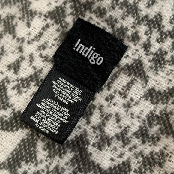 Indigo White & Grey Snowflake Winter Scarf - Picture 5 of 6